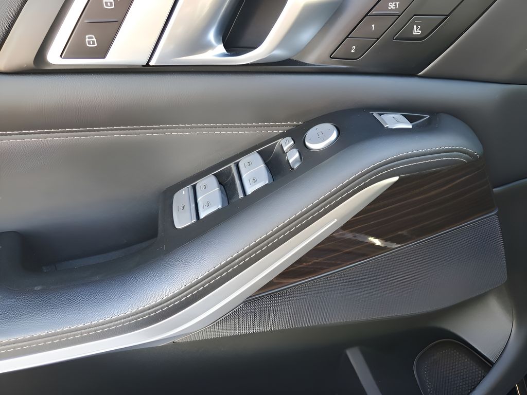 Used Car 2023 Bmw X7  Xdrive40i For Sale Under $50,000 In Austin, Texas