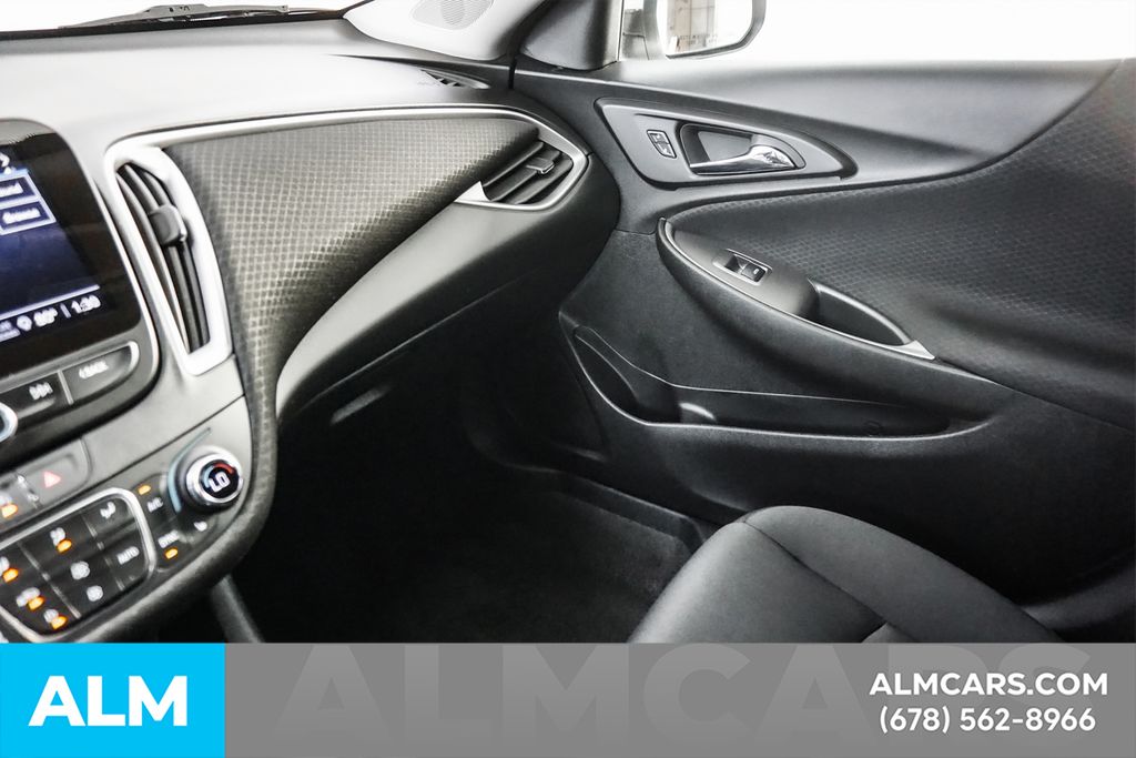 Used 2024 White Chevrolet LT image 43