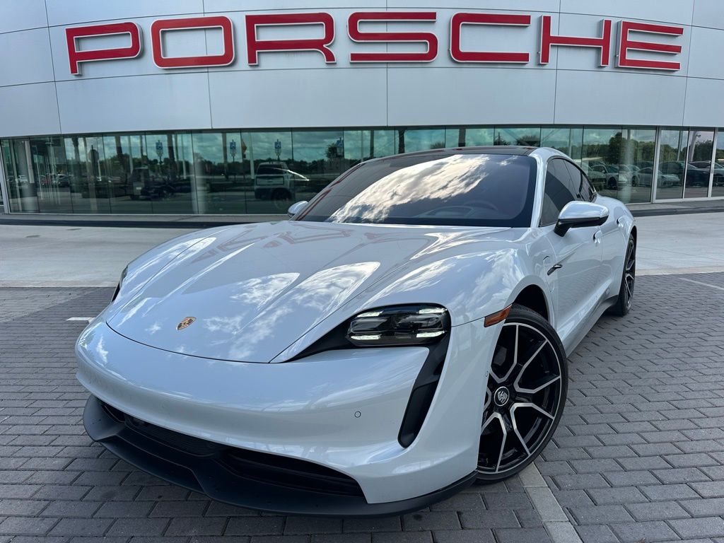 Thumbnail: 2022 Porsche Taycan - 1