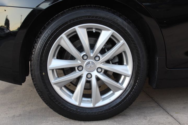 Used Car 2015 Infiniti Q50  Premium For Sale Under $20,000 In Georgetown, Texas