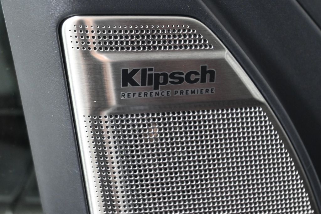 Thumbnail: 2026 INFINITI QX80 - 31