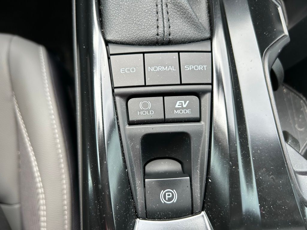 Thumbnail: 2025 Toyota Camry - 27