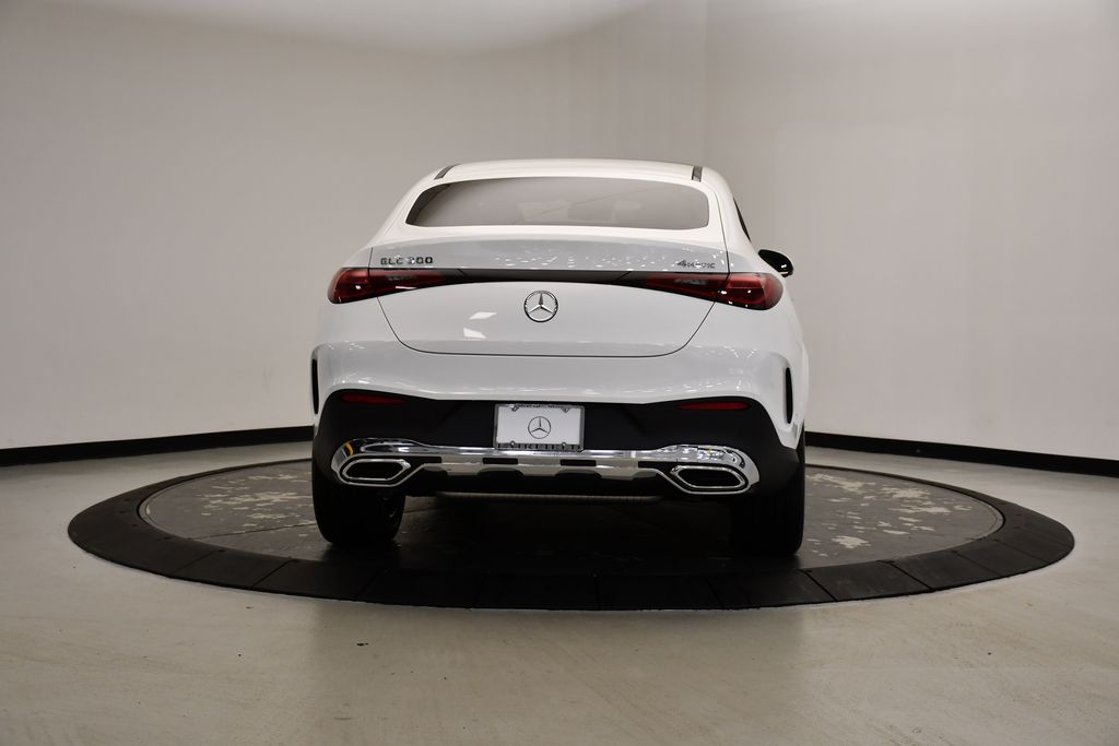 2025 Mercedes-Benz GLC 300 4