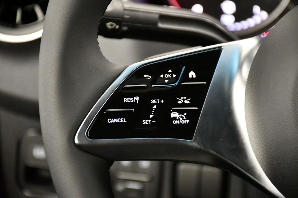 Thumbnail: 2025 Mercedes-Benz Sprinter - 15