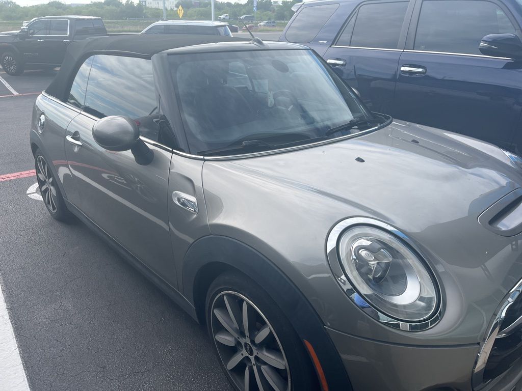 2017 MINI Cooper Base 3