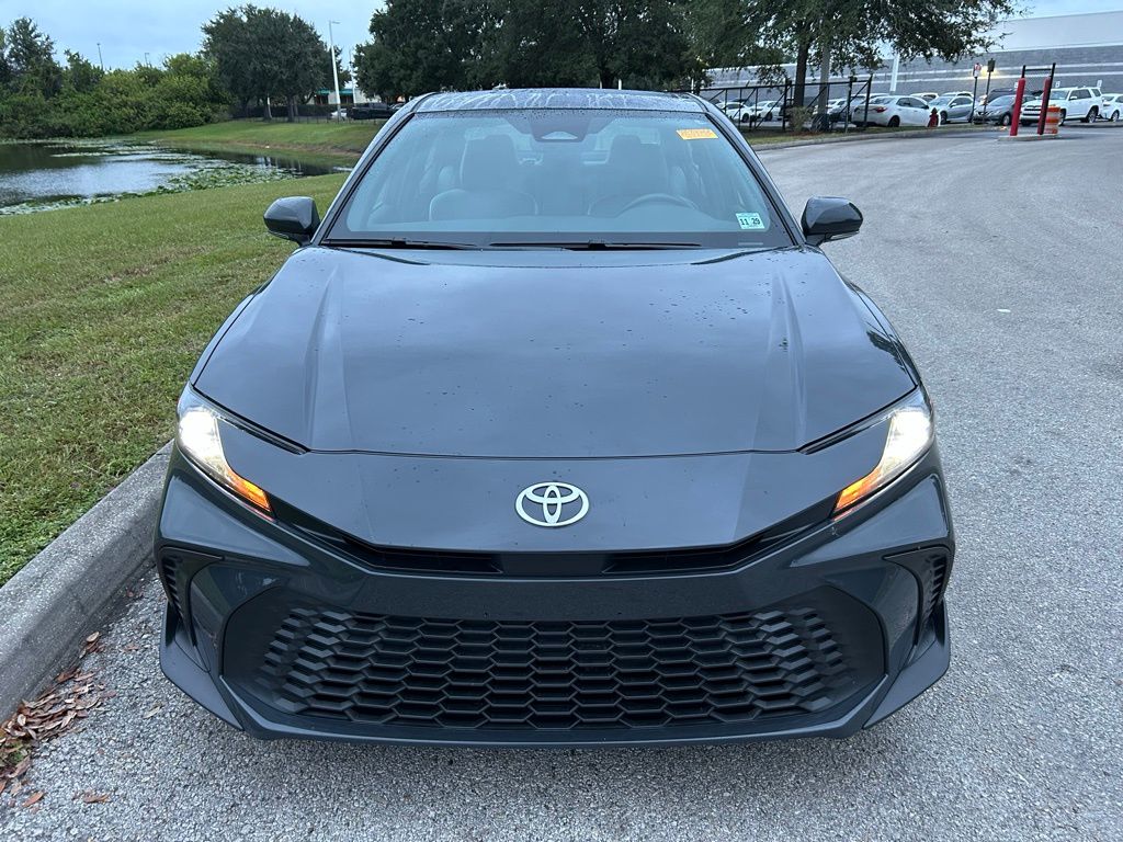 Thumbnail: 2025 Toyota Camry - 8