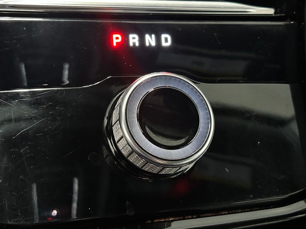 Used 2023 Diamond Black Crystal Pearlcoat Jeep Altitude image 26