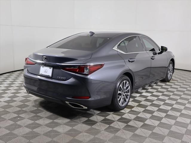 Thumbnail: 2025 Lexus ES - 5