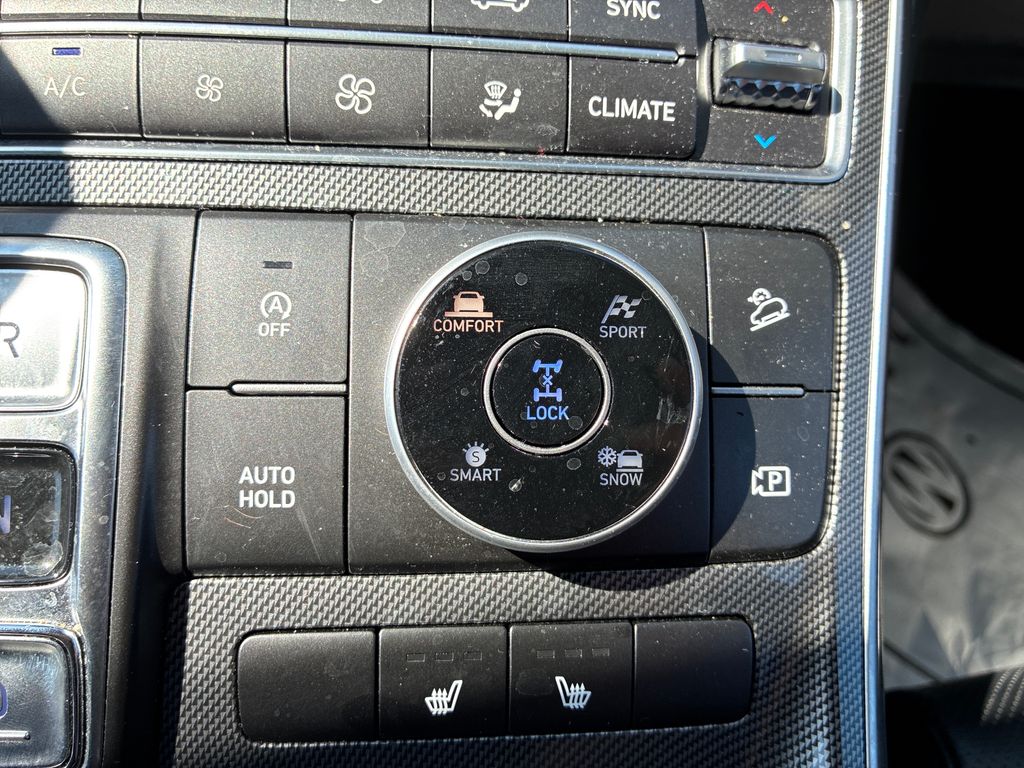 2023 Hyundai Santa Fe SEL White at Bob Ruth Ford