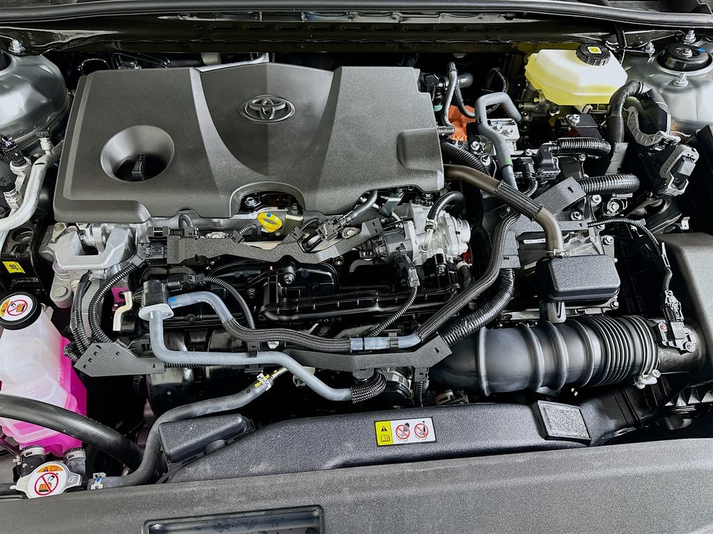 Thumbnail: 2025 Toyota Camry - 31