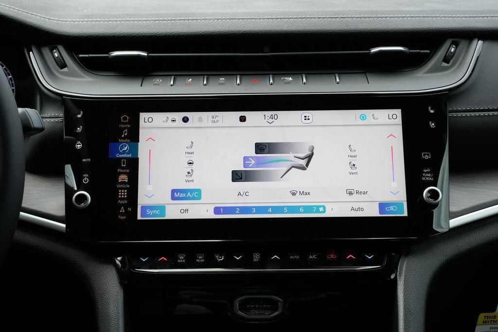 2026 Jeep Grand Cherokee Limited - 9