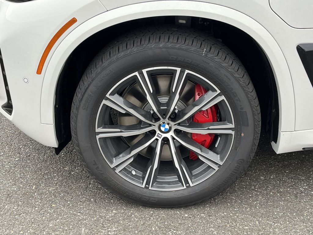 Thumbnail: 2026 BMW X5 - 10