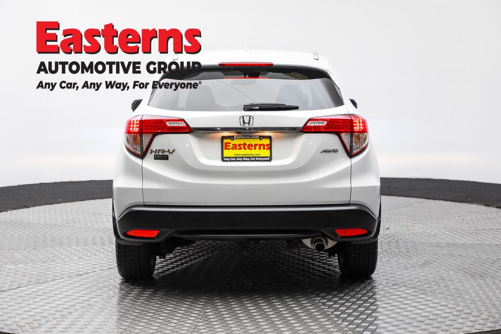 Used 2021 White Honda EX image 6