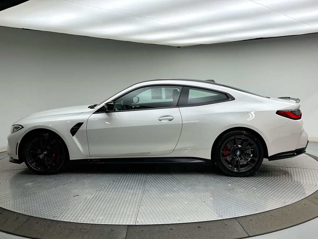 Thumbnail: 2024 BMW M4 - 10