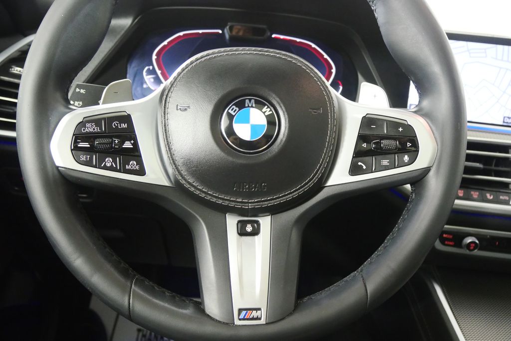 Thumbnail: 2022 BMW X6 - 22