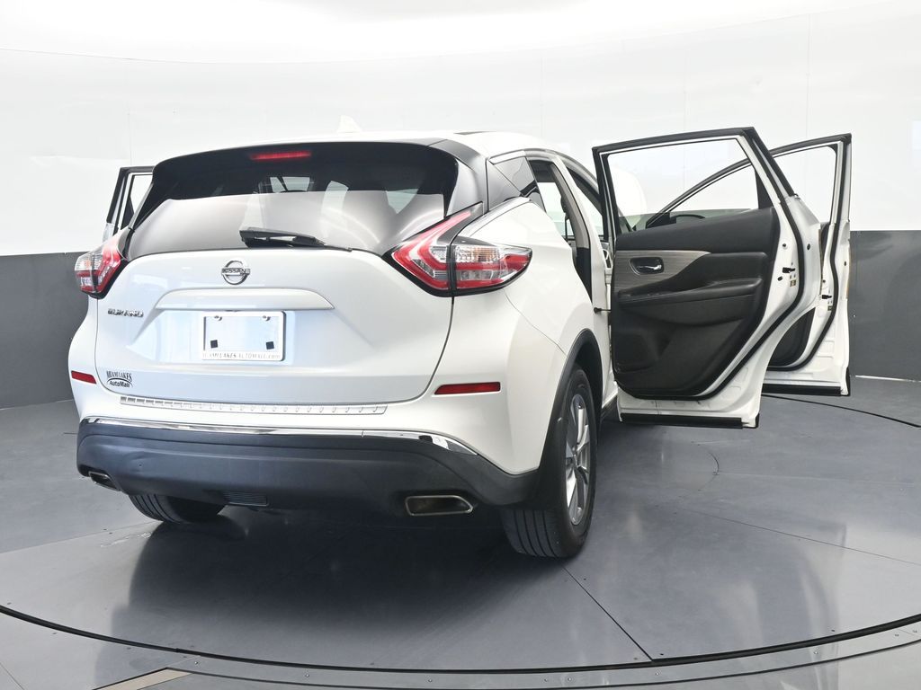 Used 2018 Pearl White Nissan S image 71