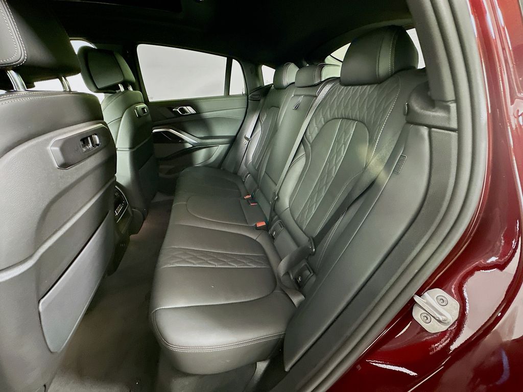 Thumbnail: 2025 BMW X6 - 23