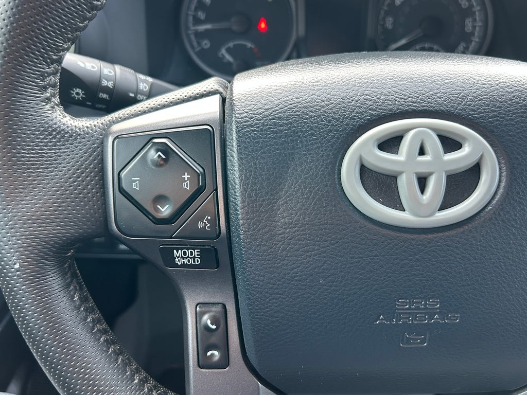 Thumbnail: 2020 Toyota Tacoma - 19