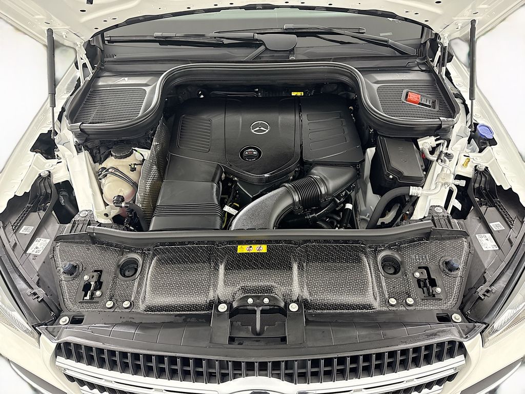 Thumbnail: 2025 Mercedes-Benz GLE - 30