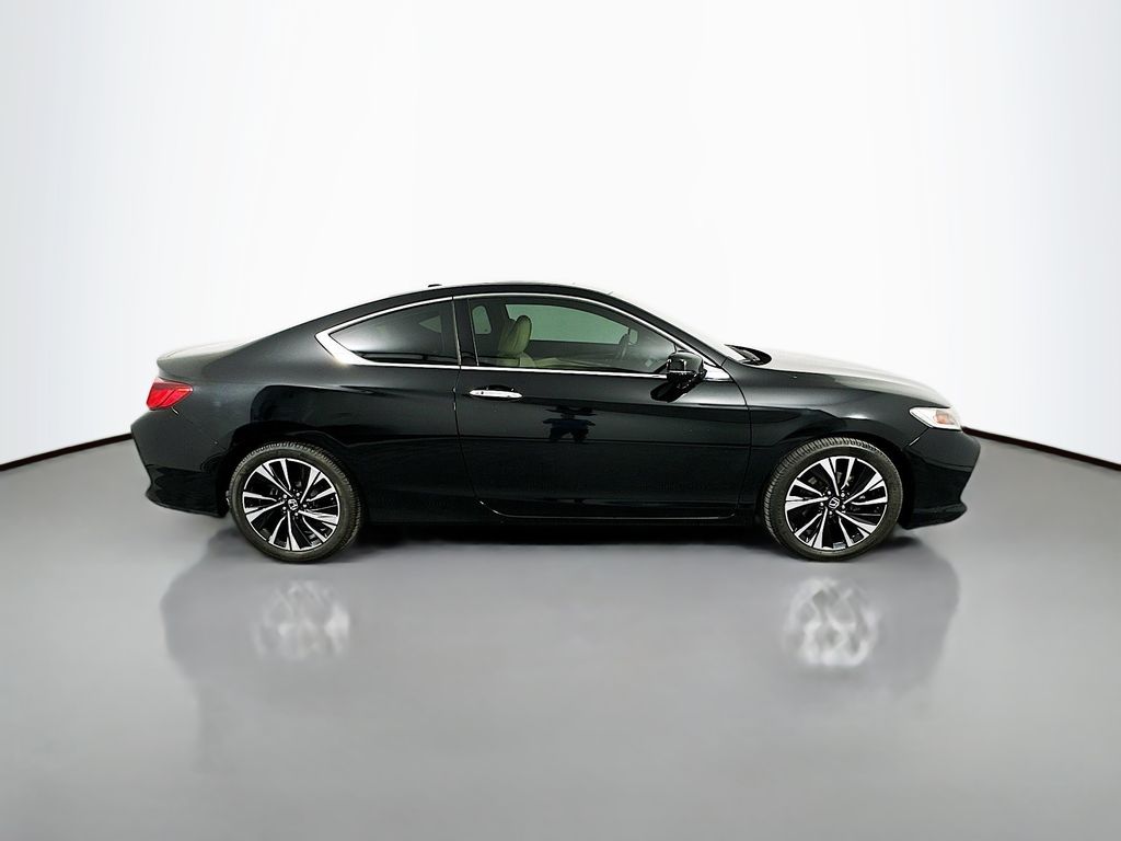 Thumbnail: 2017 Honda Accord - 4