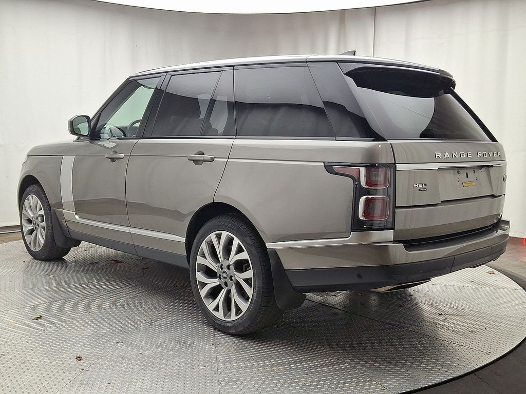 Thumbnail: 2022 Land Rover Range Rover - 6