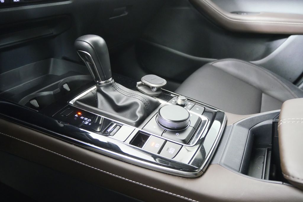 Thumbnail: 2022 Mazda CX-30 - 25