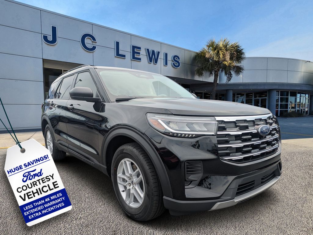 2026 Ford Explorer's photo