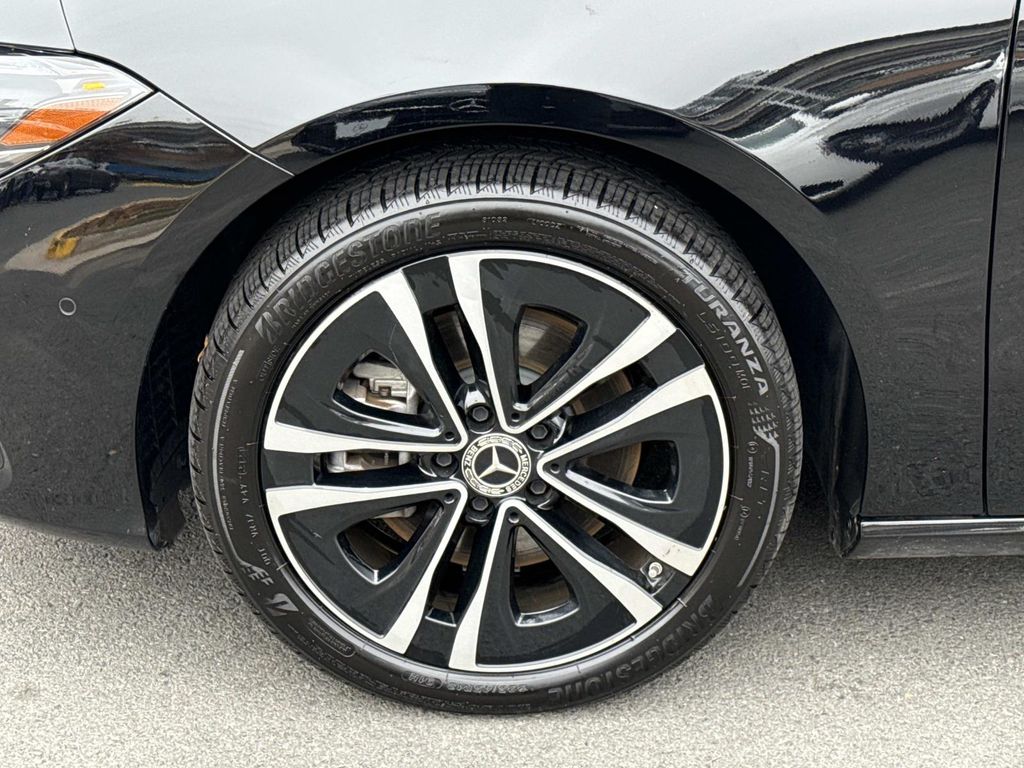 Thumbnail: 2025 Mercedes-Benz CLA - 14