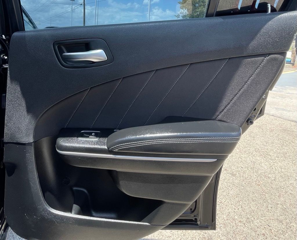 2019 Dodge Charger SXT Black at Autostrade