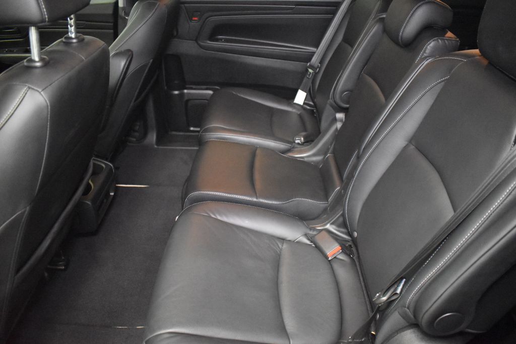 2021 Honda Odyssey EX-L 26