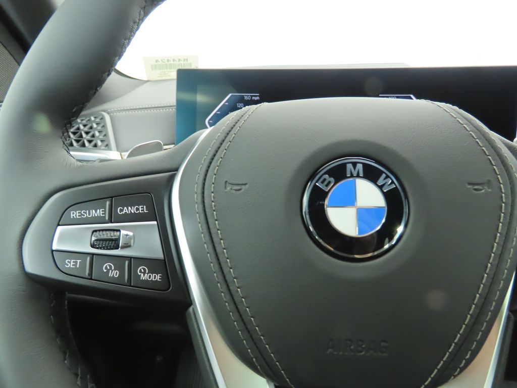 Thumbnail: 2026 BMW X5 - 11