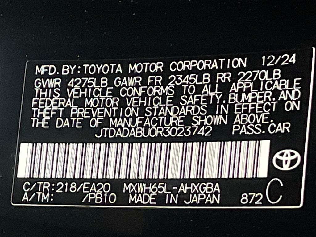 Used 2024 Black Toyota XLE image 31