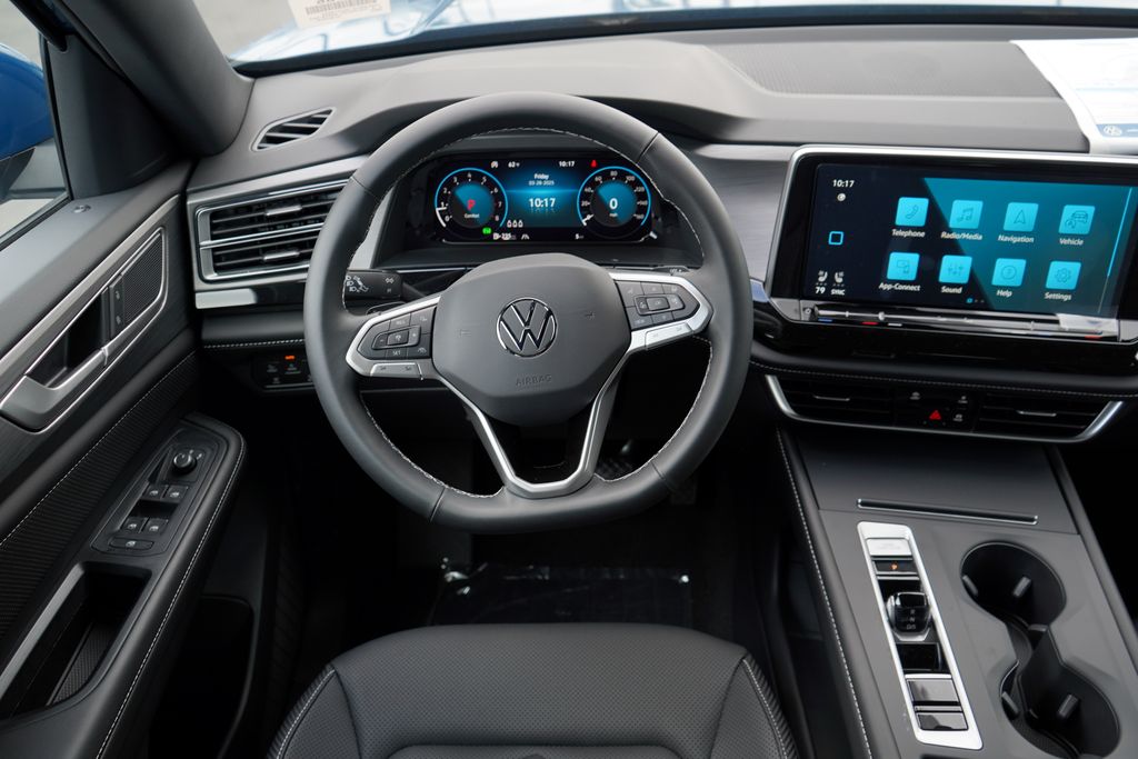 Thumbnail: 2025 Volkswagen Atlas - 12