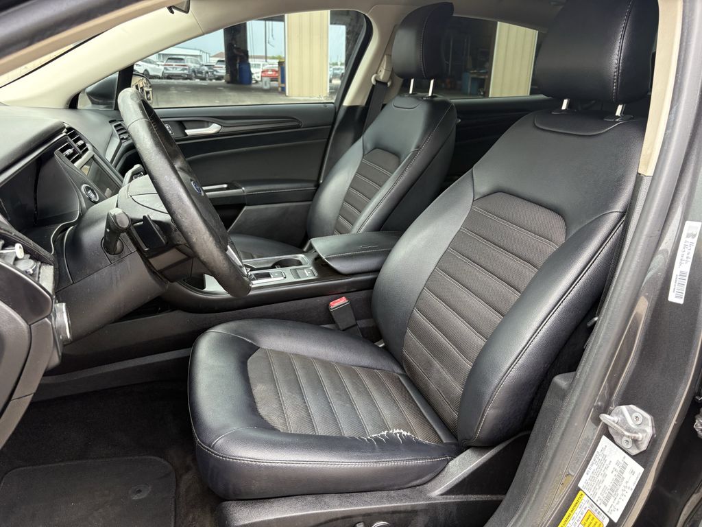 2018 Ford Fusion SE Gray at Community Honda