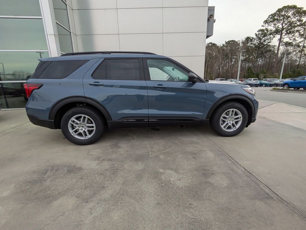 2026 Ford Explorer Active (200A)