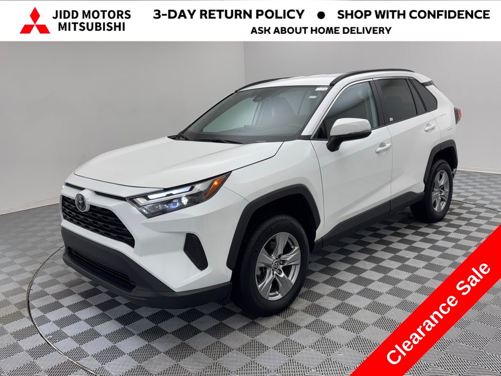 2024 Toyota RAV4 XLE FWD