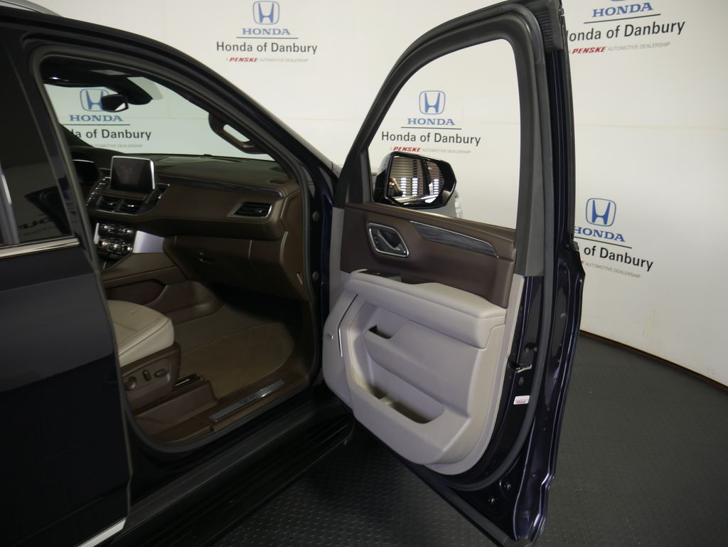 2022 GMC Yukon SLT 7