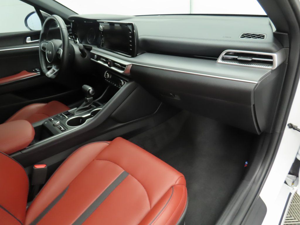 Thumbnail: 2024 Kia K5 - 18