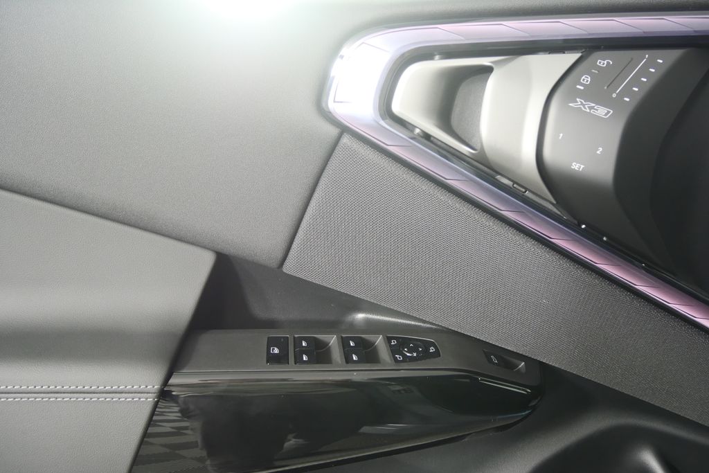 Thumbnail: 2026 BMW X3 - 8