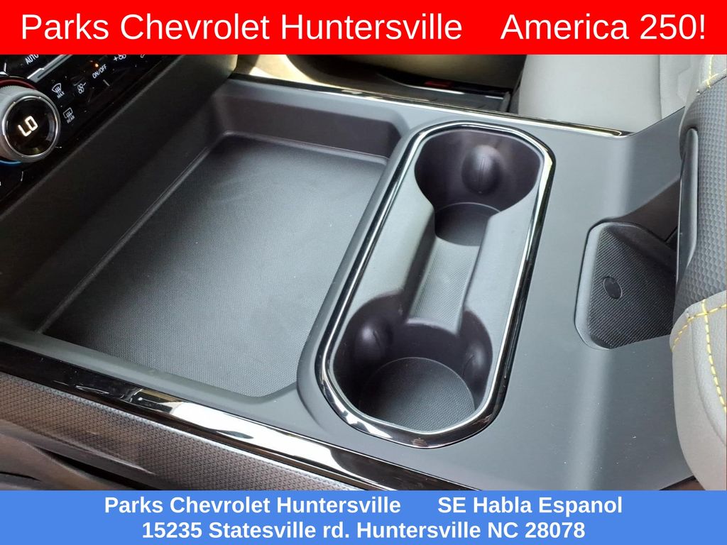 ChevroletSilverado 3500HD10