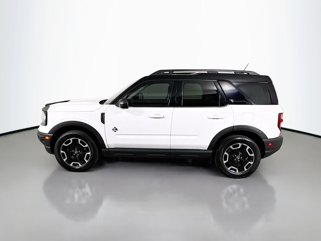 Thumbnail: 2022 Ford Bronco Sport - 8