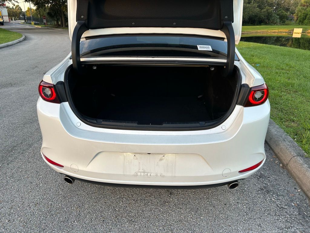 Thumbnail: 2023 Mazda Mazda3 - 10