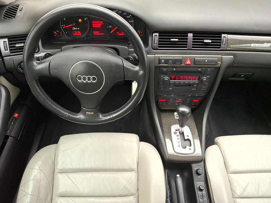 Thumbnail: 2003 Audi RS 6 - 12