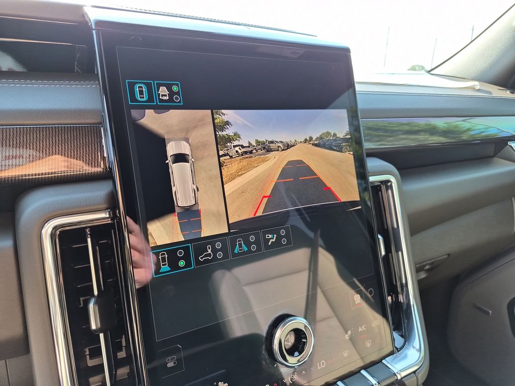 New 2026 White GMC Elevation image 27