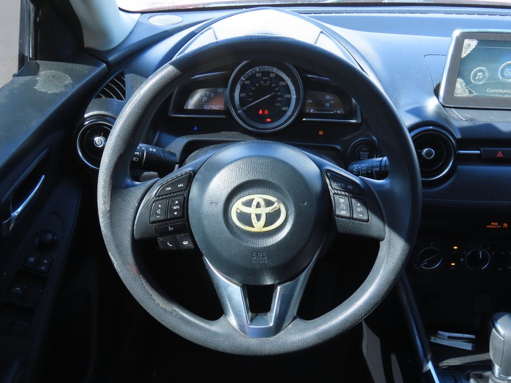 Thumbnail: 2018 Toyota Yaris - 6