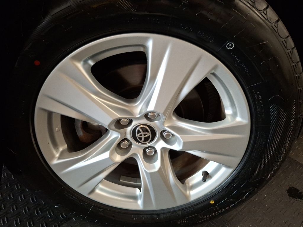 Used 2021 Toyota RAV4 SUV