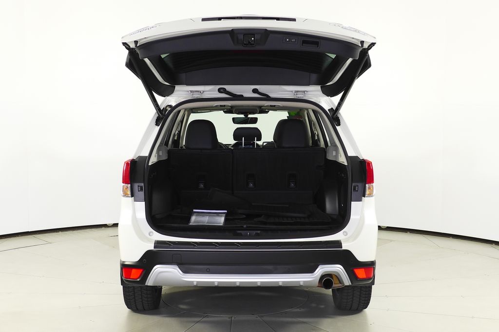 2024 Subaru Forester Touring 12