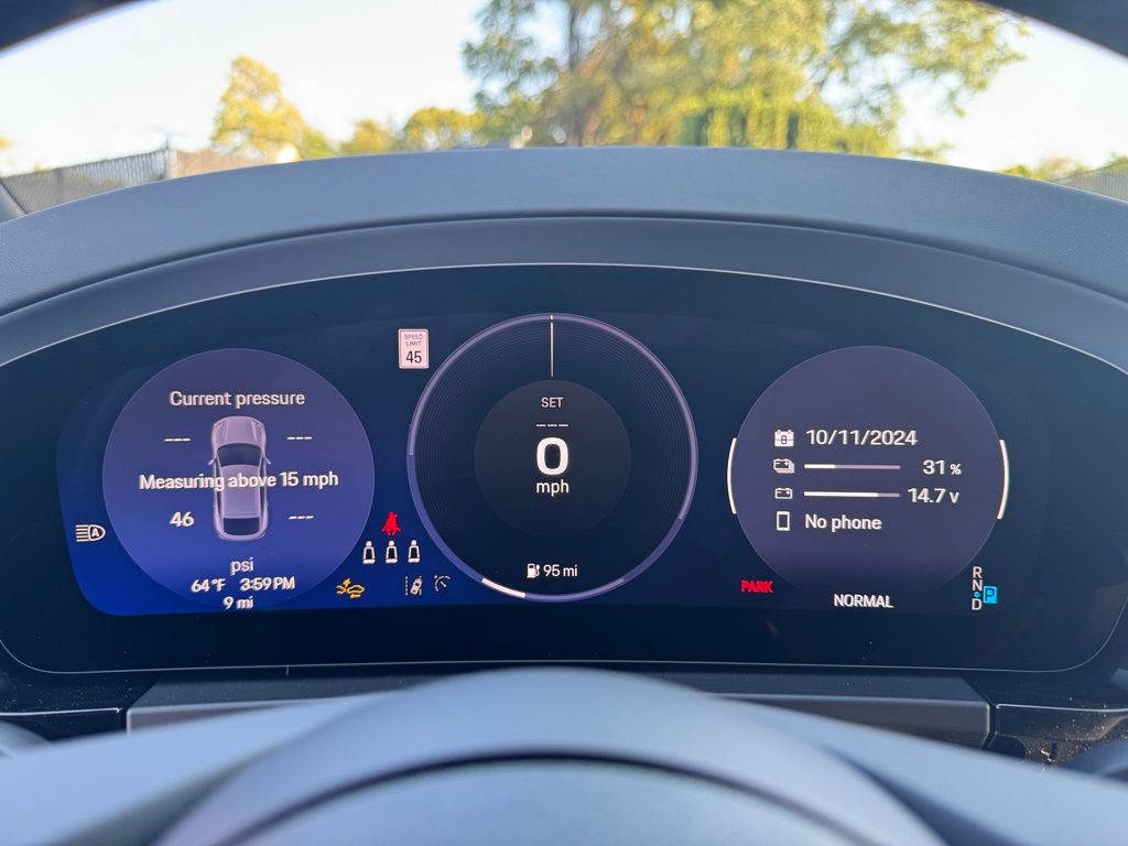 2024 Porsche Macan T 20
