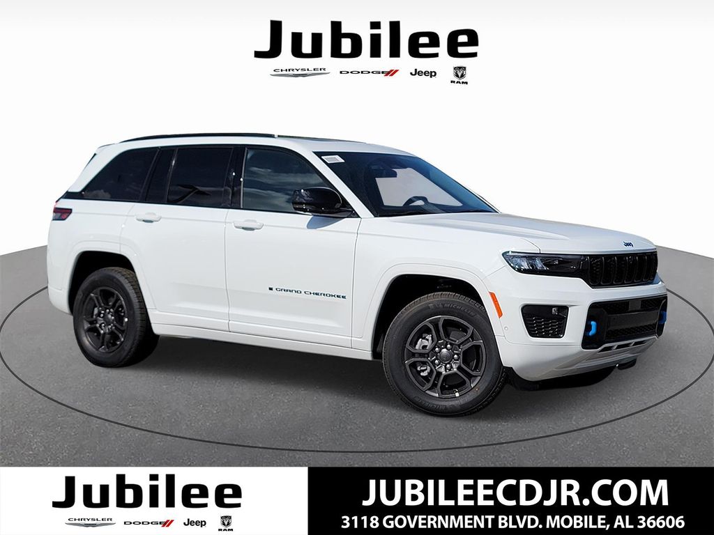 2025 Jeep Grand Cherokee 4xe 4WD