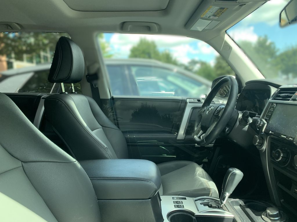 Thumbnail: 2021 Toyota 4Runner - 10